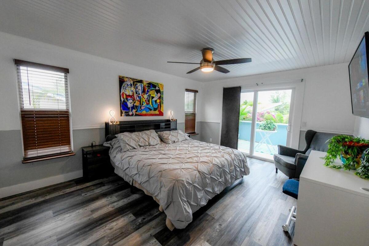 Artistic Retreat, King Suite With Private Balcony! Delray Beach Exterior photo